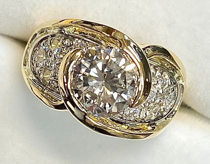 Vintage Crystal Pendant On Golden Chain — Gadsden, AL — McNair Jewelers