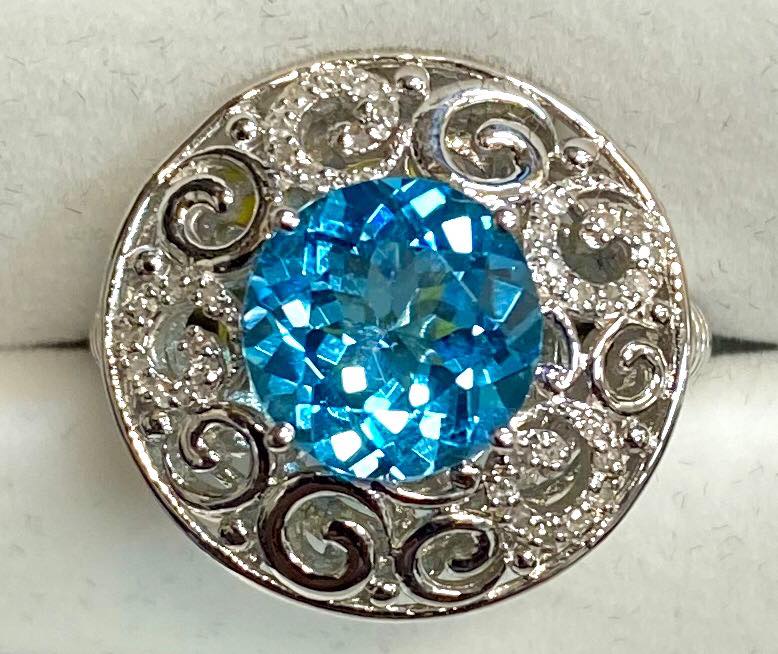 Rounded Ring Design With Sapphire Stone — Gadsden, AL — McNair Jewelers