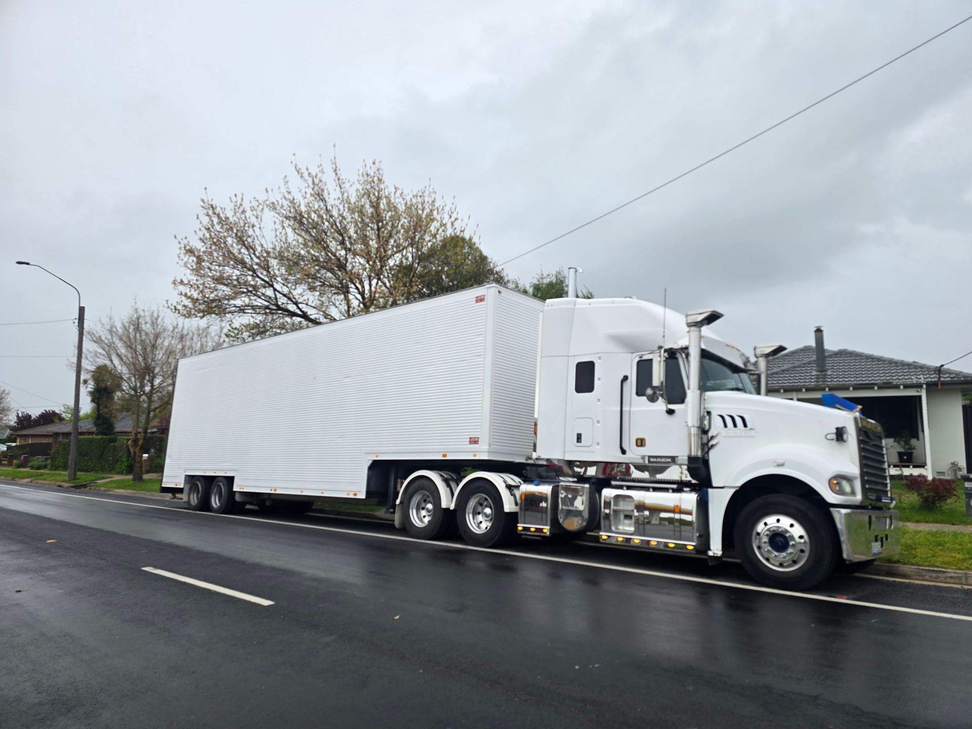 Large Removal Truck parked on side of the road at night — Gordy's Furniture Removals in Bathurst, NSW