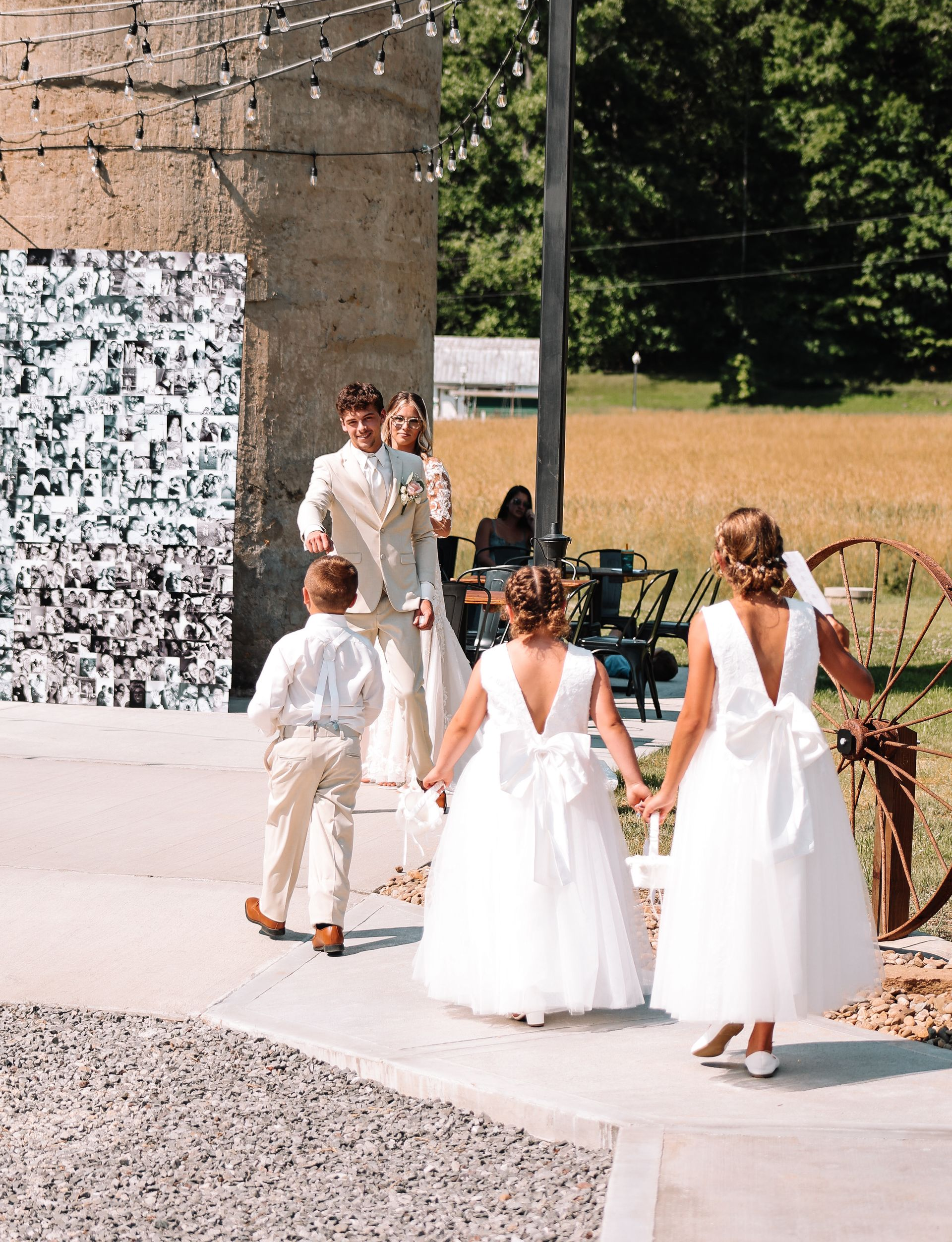 The Evergreen Wedding Barn in West Virginia | Places to get married in West Virginia  | Barn Style Weddings in West Virginia