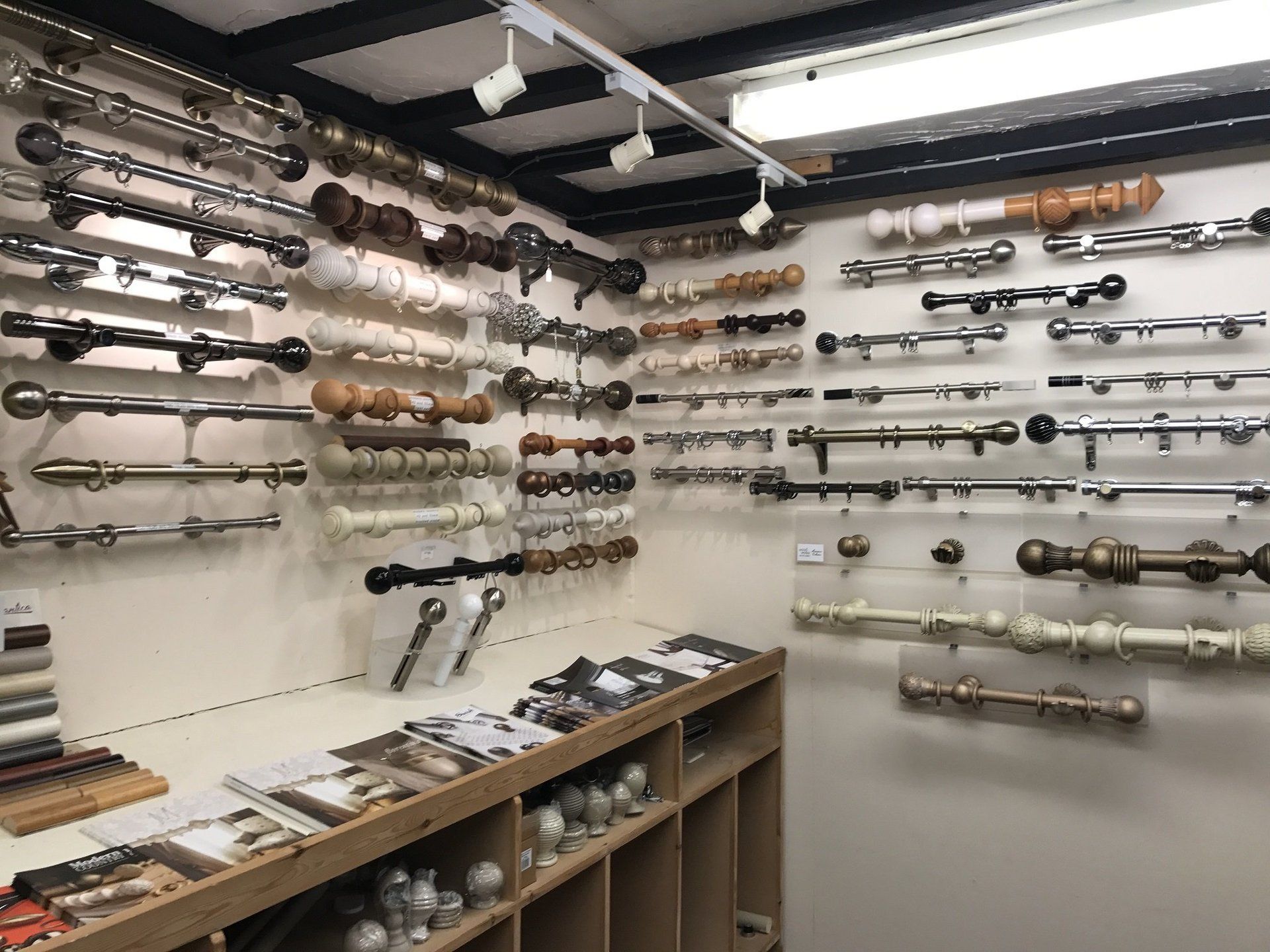 blind and curtain shop example 5