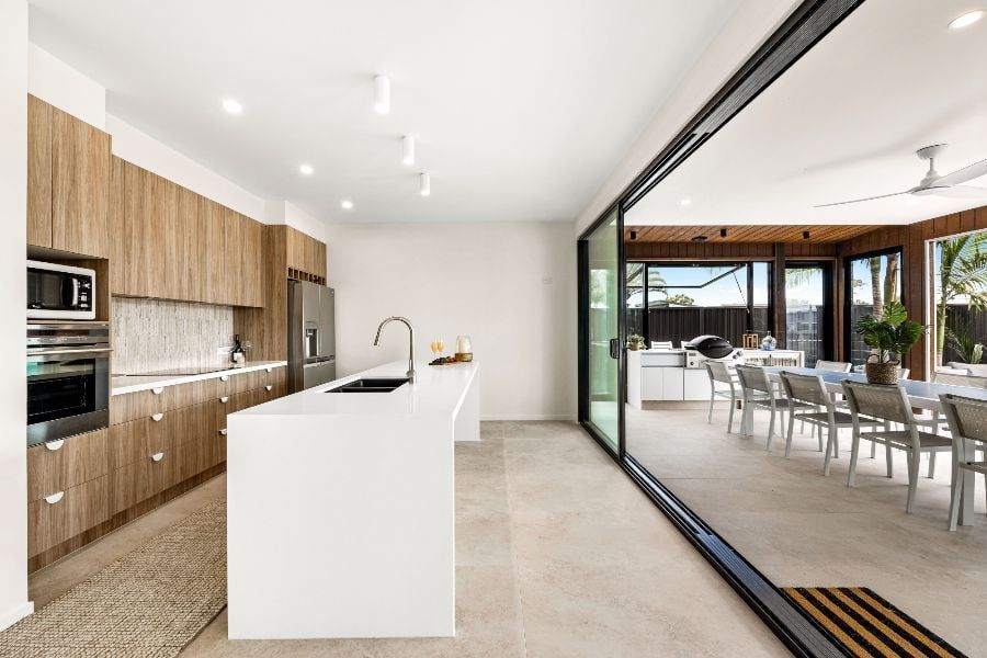 Gray Kitchen With a Stove, Oven, and Backsplash — Foreshore Kitchens in Coolum Beach, QLD