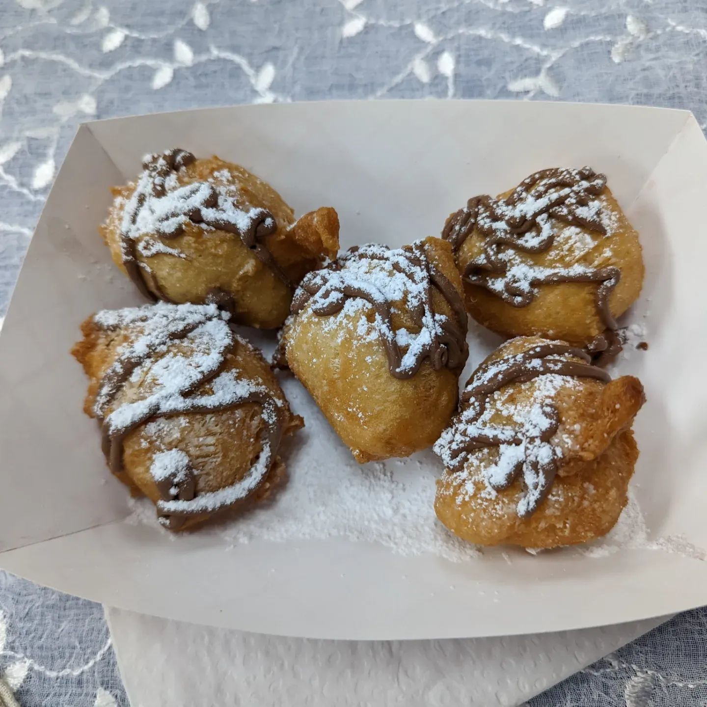 Loukoumades / Loukoumathes