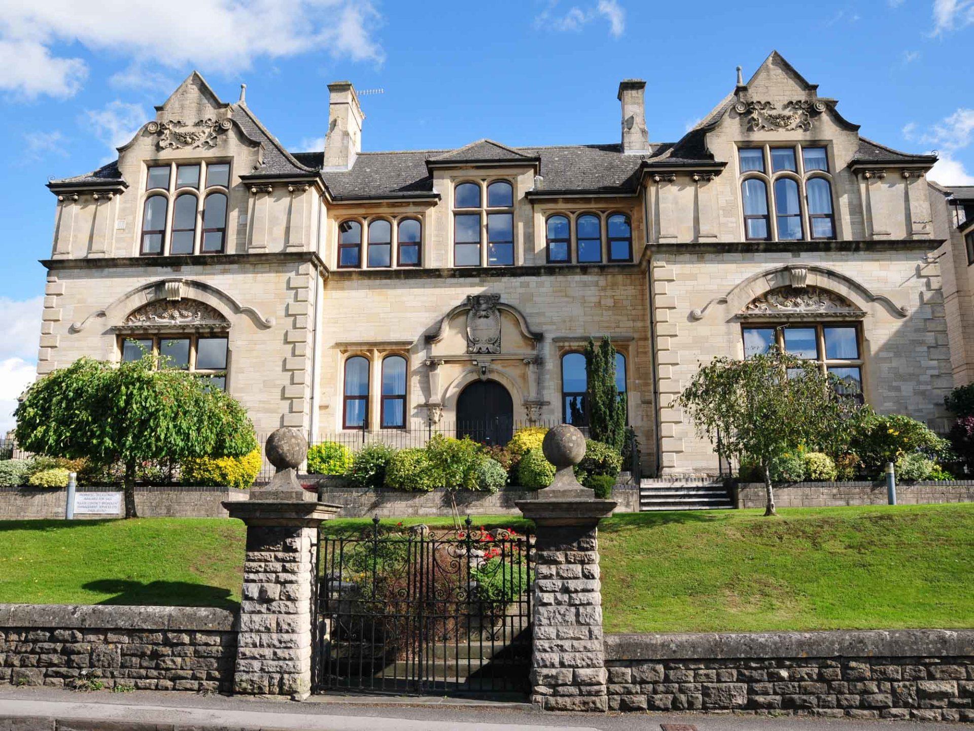 Luxury home - click for information on Residential services