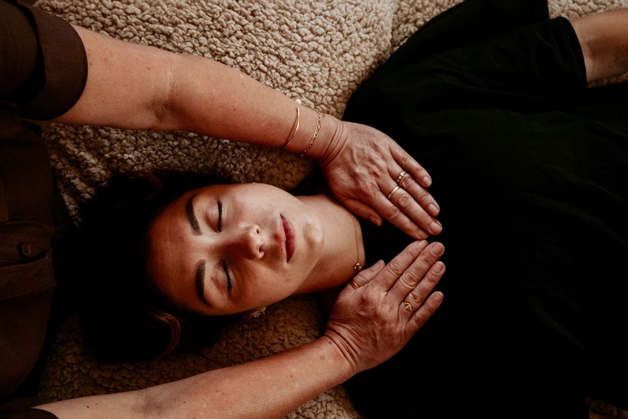 Linda Allen with a kinesiology client