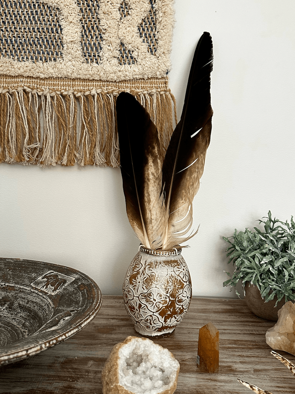 Feathers in a vase