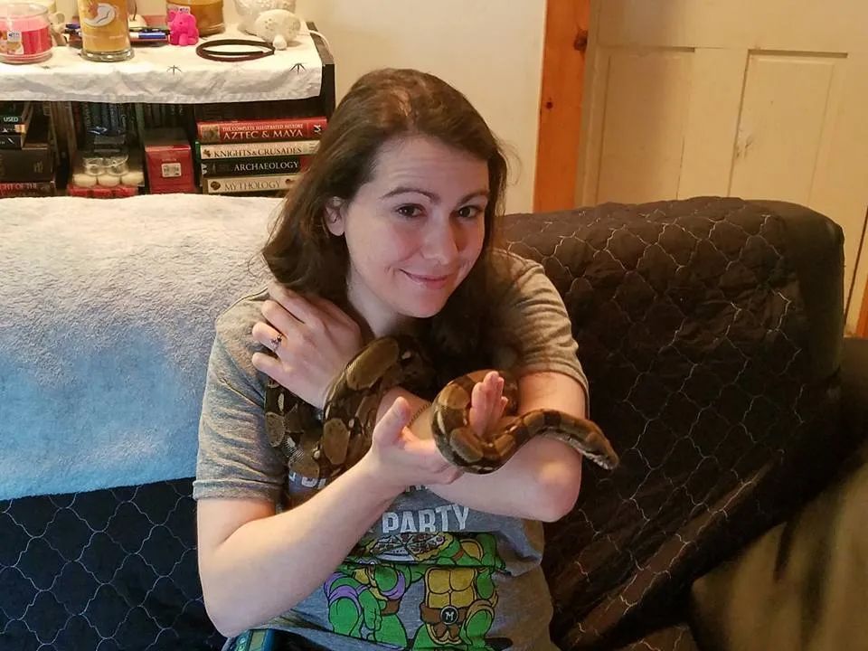 Amanda Henderson — Clinton, MA — Clinton Veterinary Hospital