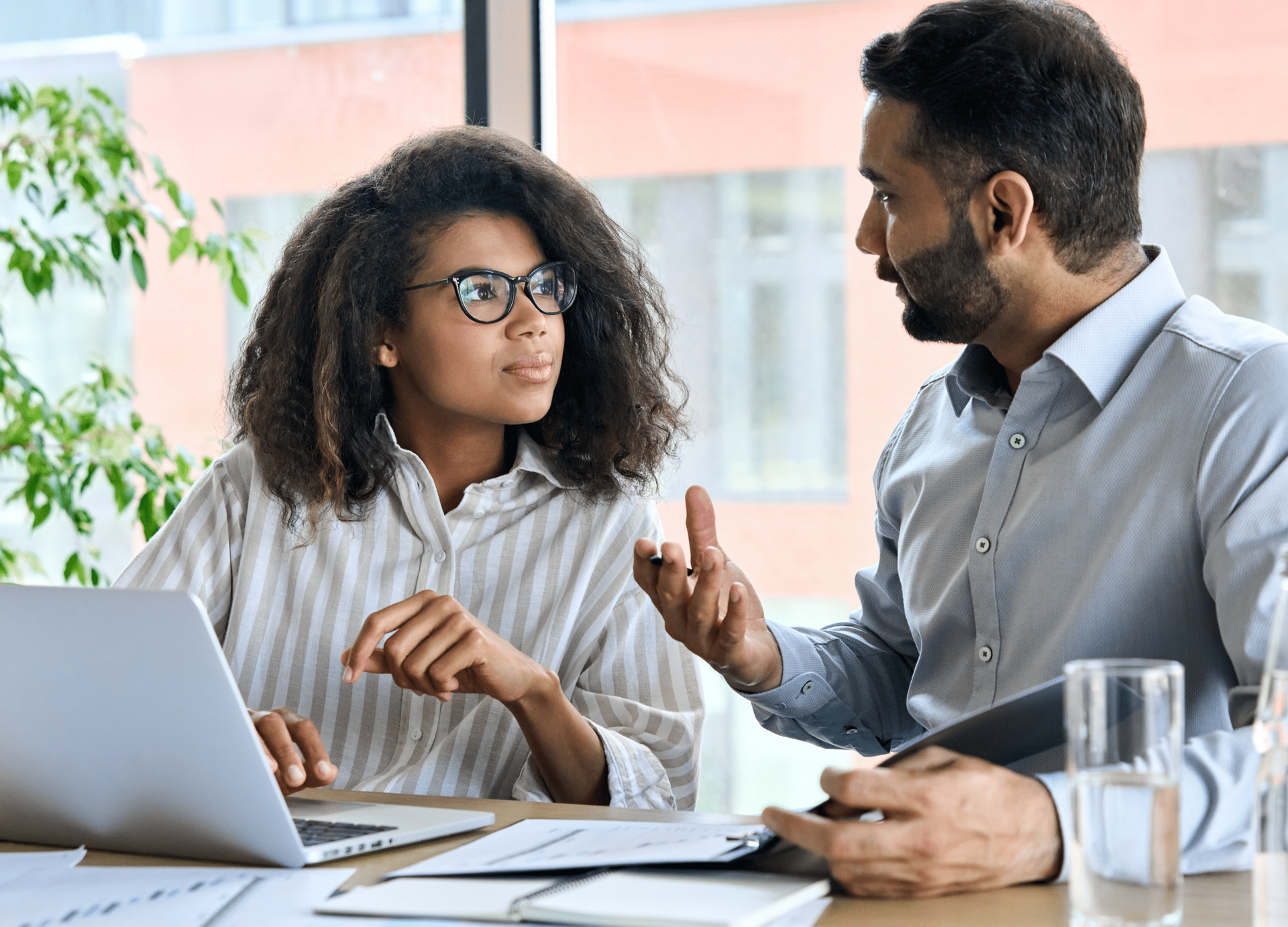 Mentor vs Career Coach: Which One Do You Actually Need?