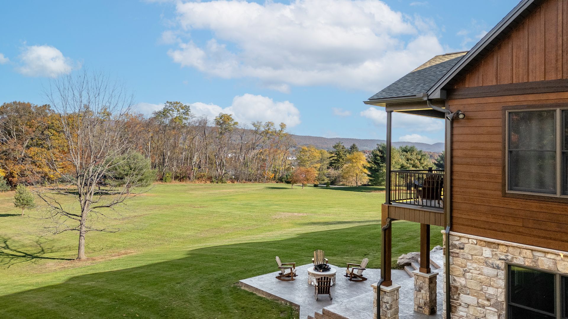 Custom home builder State College, PA. Amish home builder.