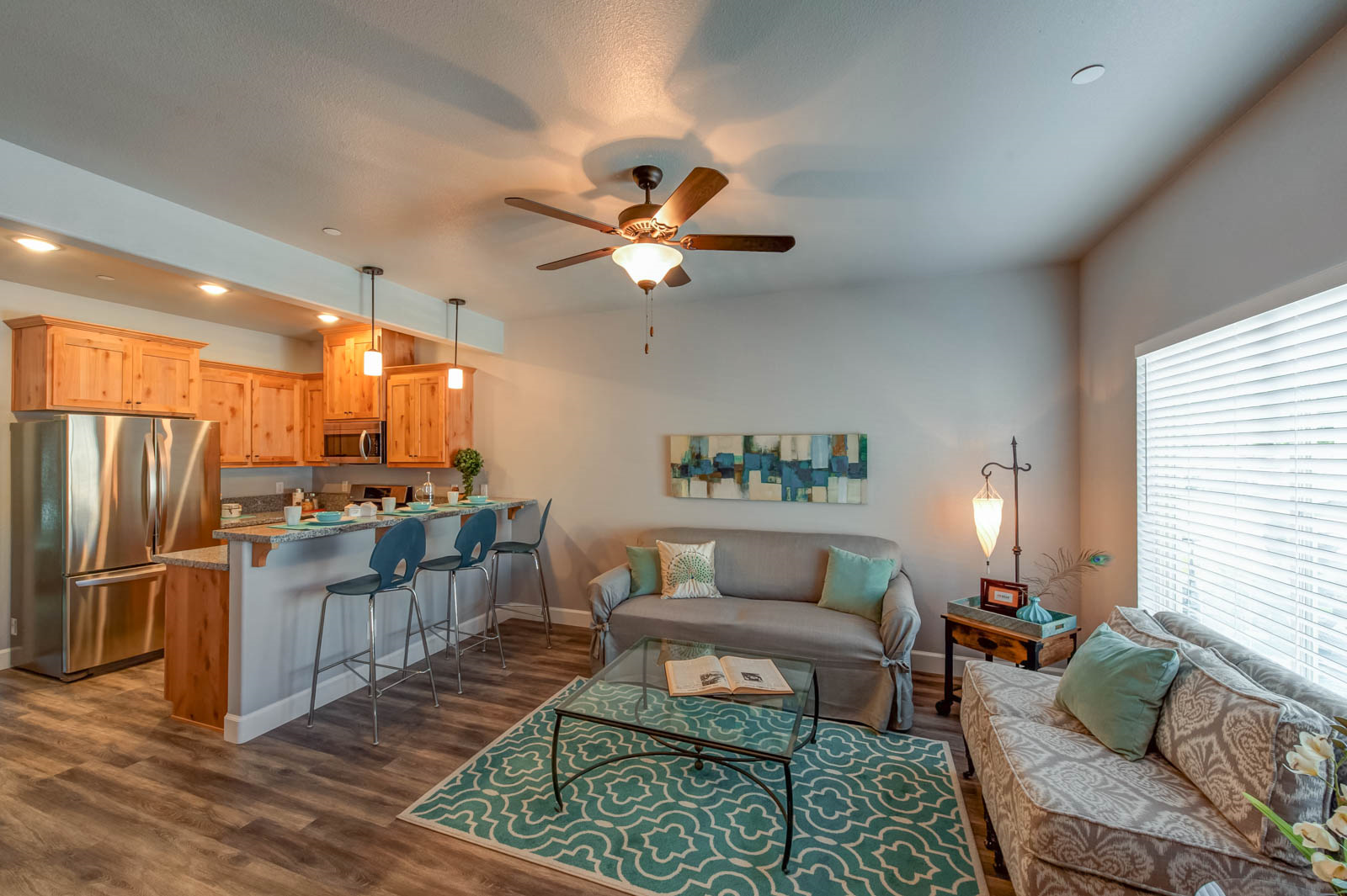 Midtown Apartments gallery