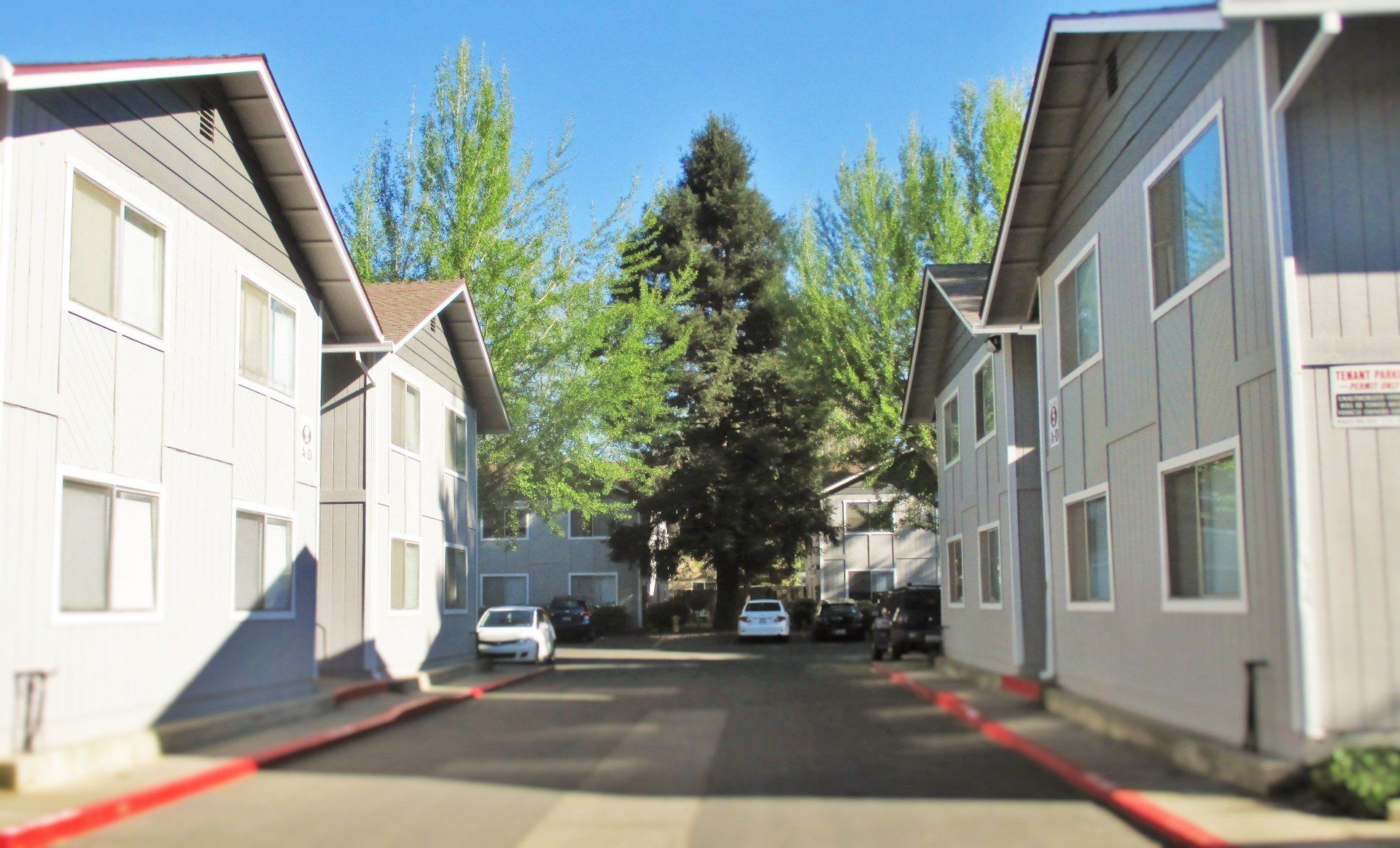 Redwood Glen exterior