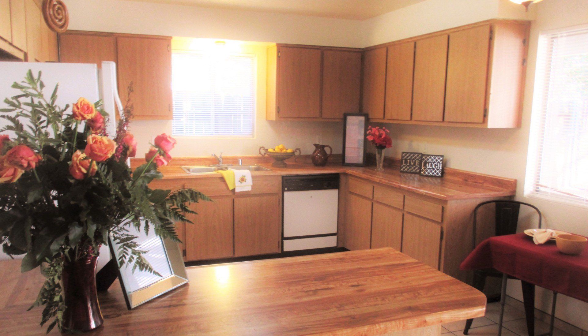 Redwood Glen kitchen