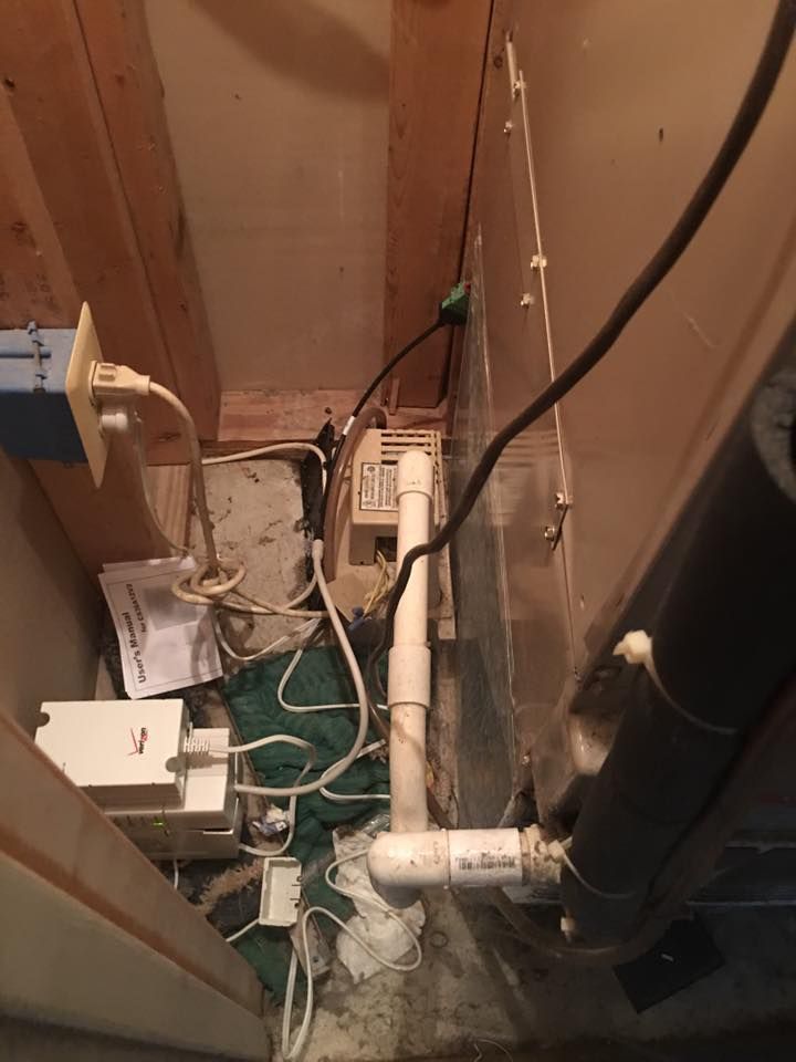 A room with a lot of wires coming out of it.