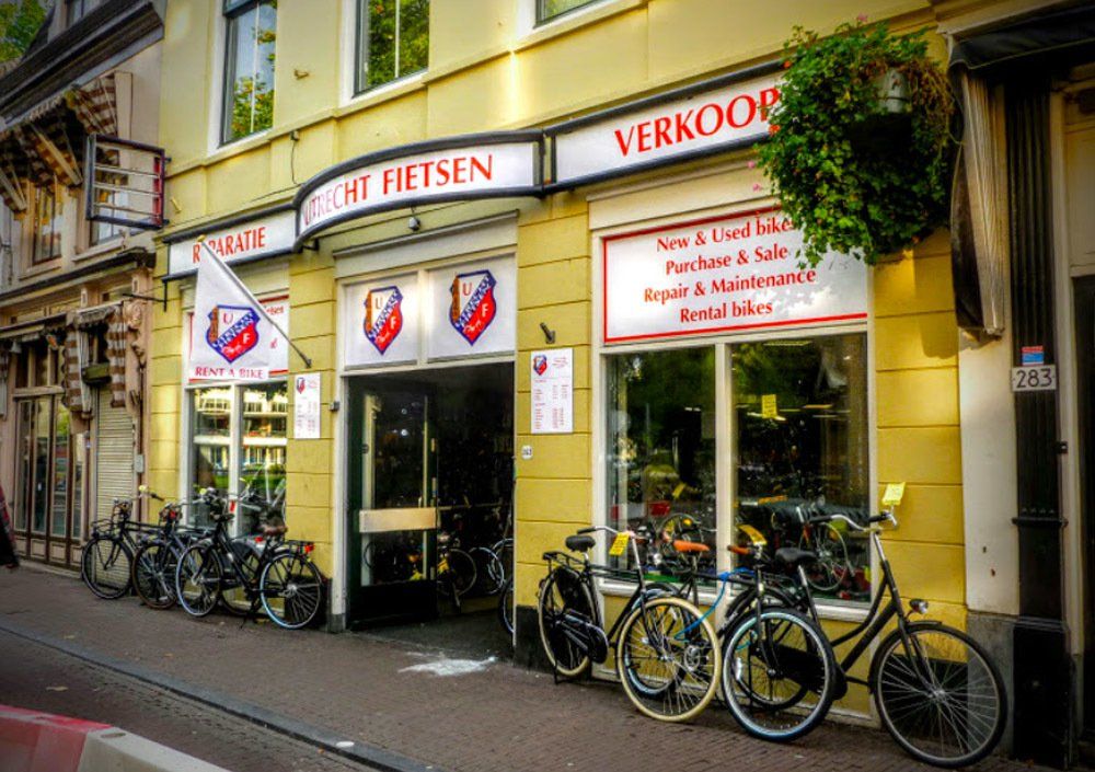 Outside view of building  and bile shopat Nobelstraat, Utrecht