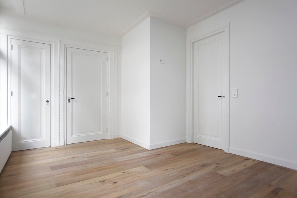 Oudegracht Utrecht interrior view wooden floor