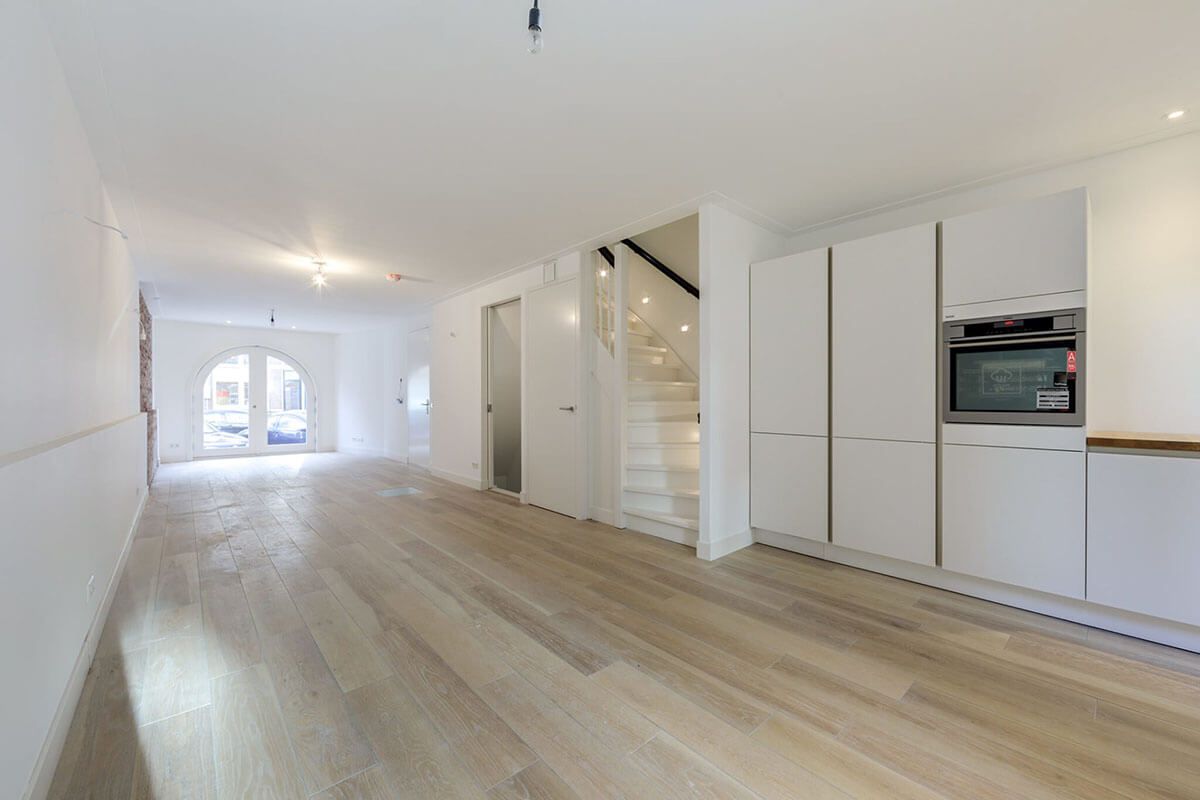 Interior of apartment at Ter Haarstraat, wood work