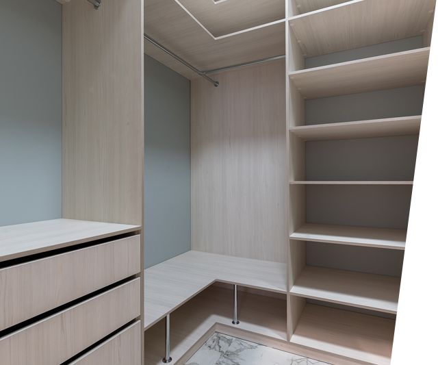 Custom Walk-In Closet Design in Lebanon, OH