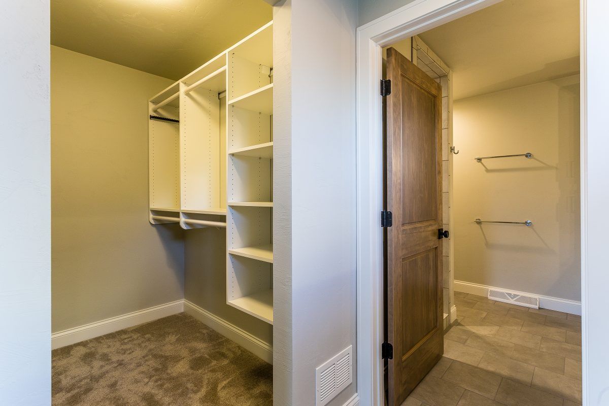 Closet Organization 10