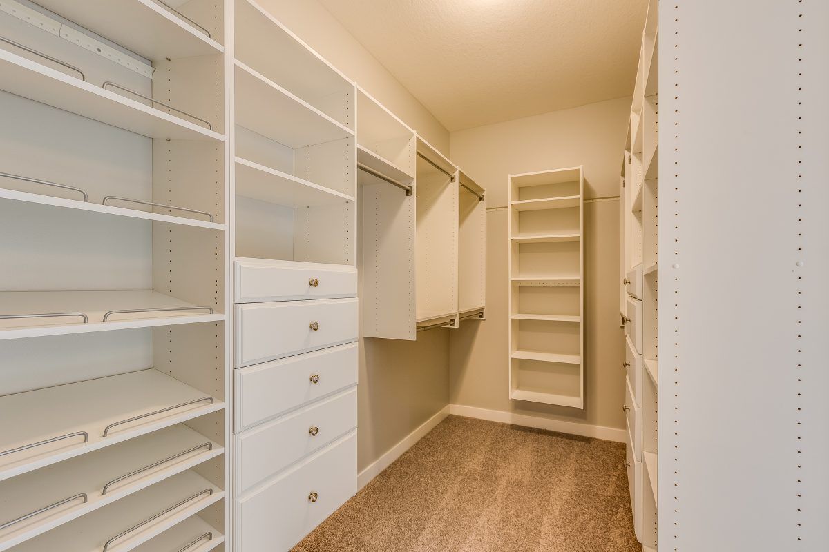 Closet Organization 14