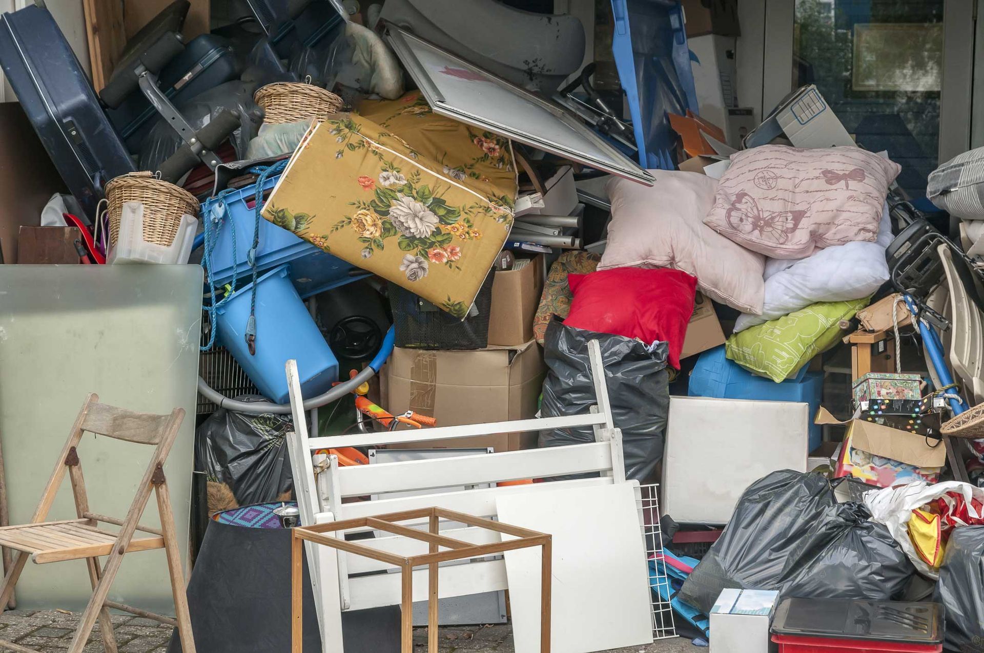 Second Hand Space With Second Hand Stuff — Sydney, NSW — APC Rubbish Removal