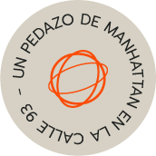 Logo de que alude a Nova Iorque y su relación con Manhattan.
