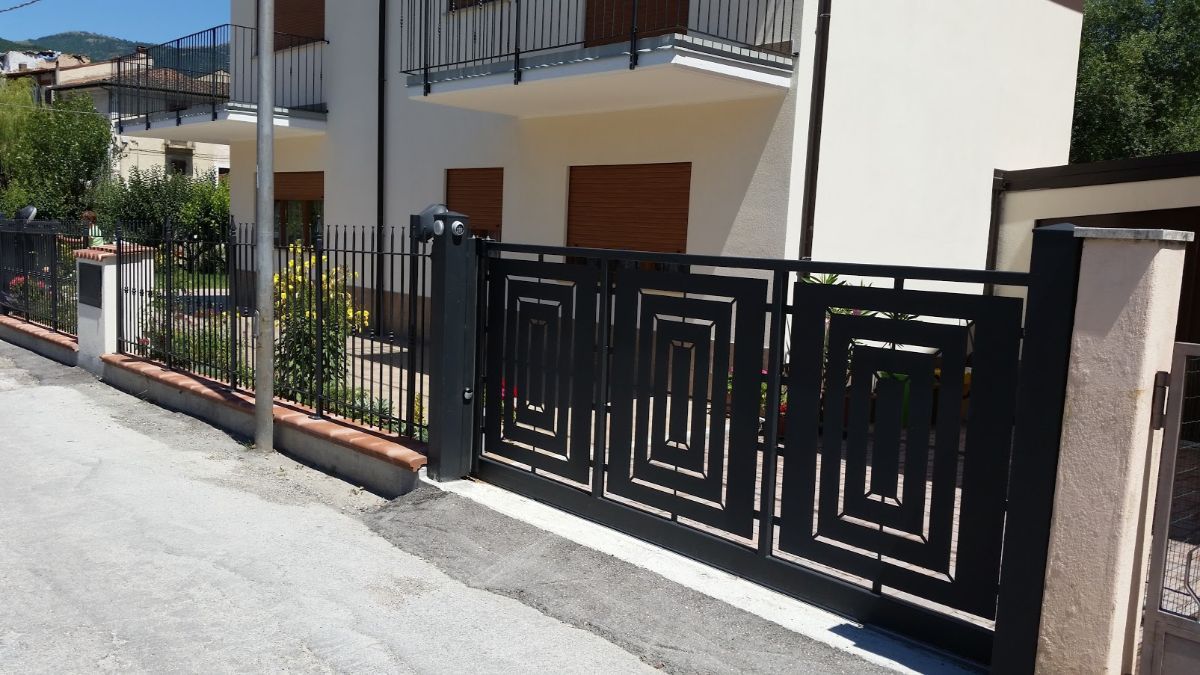 Recinzione in metallo per casa