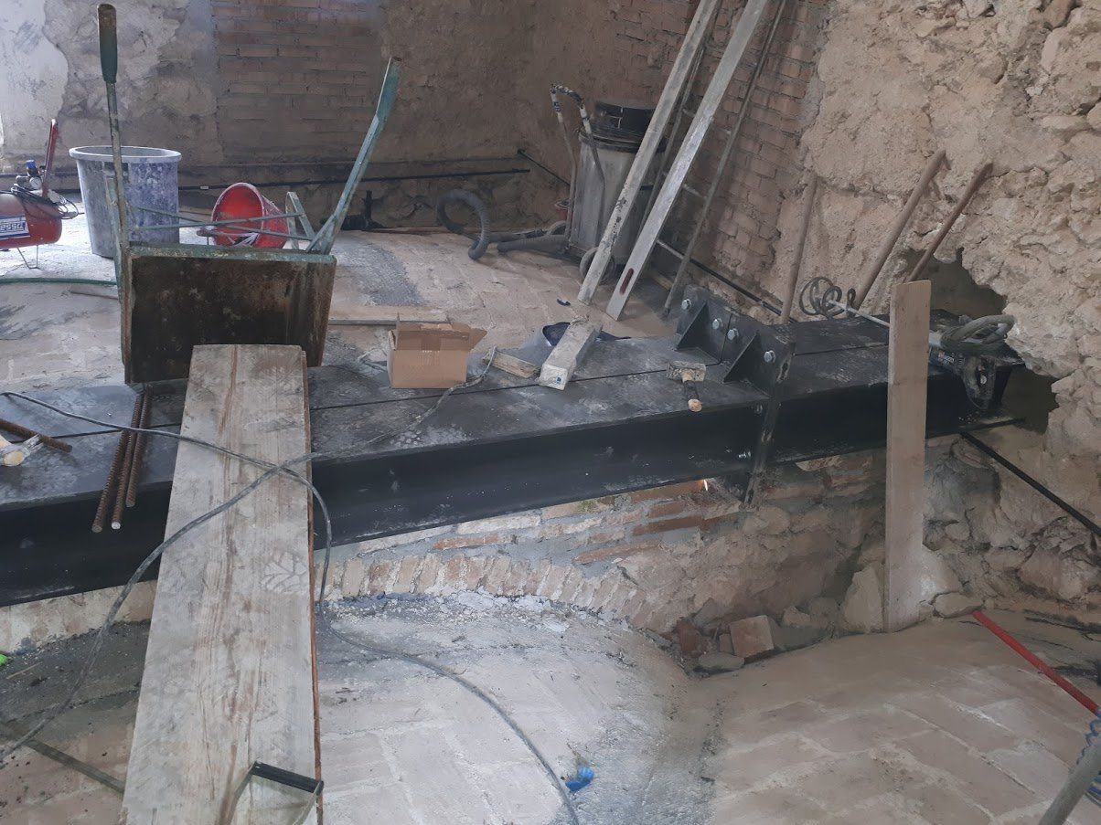 Carpenteria metallica 3