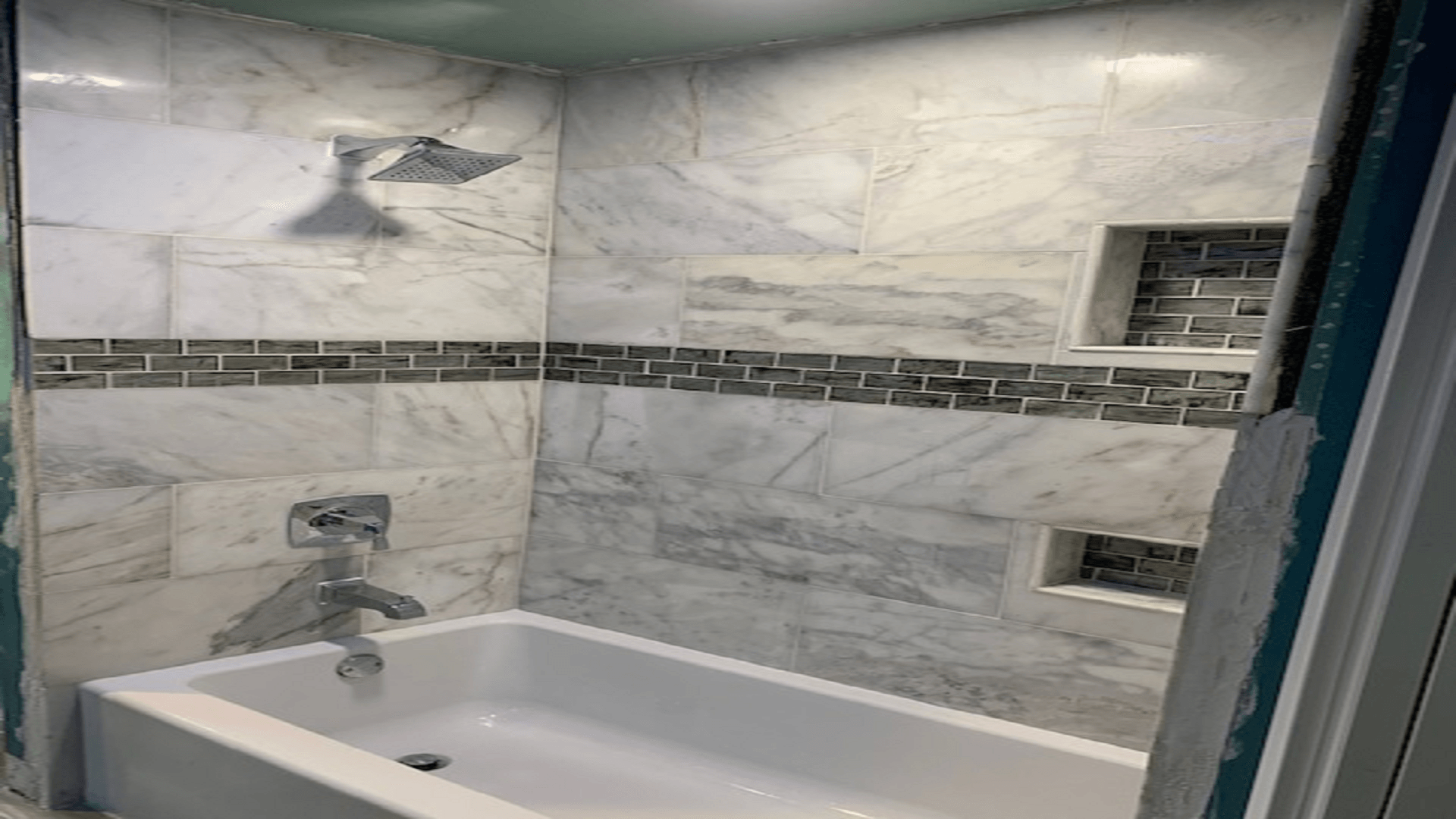 Bathroom With Bathtub — Randolph,NJ — Burrini Services LLC