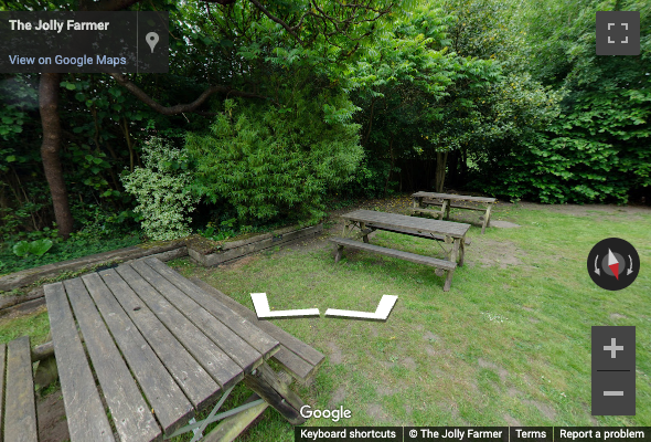 The Jolly Farmer, Burdenshott Road, Worplesdon | Garden