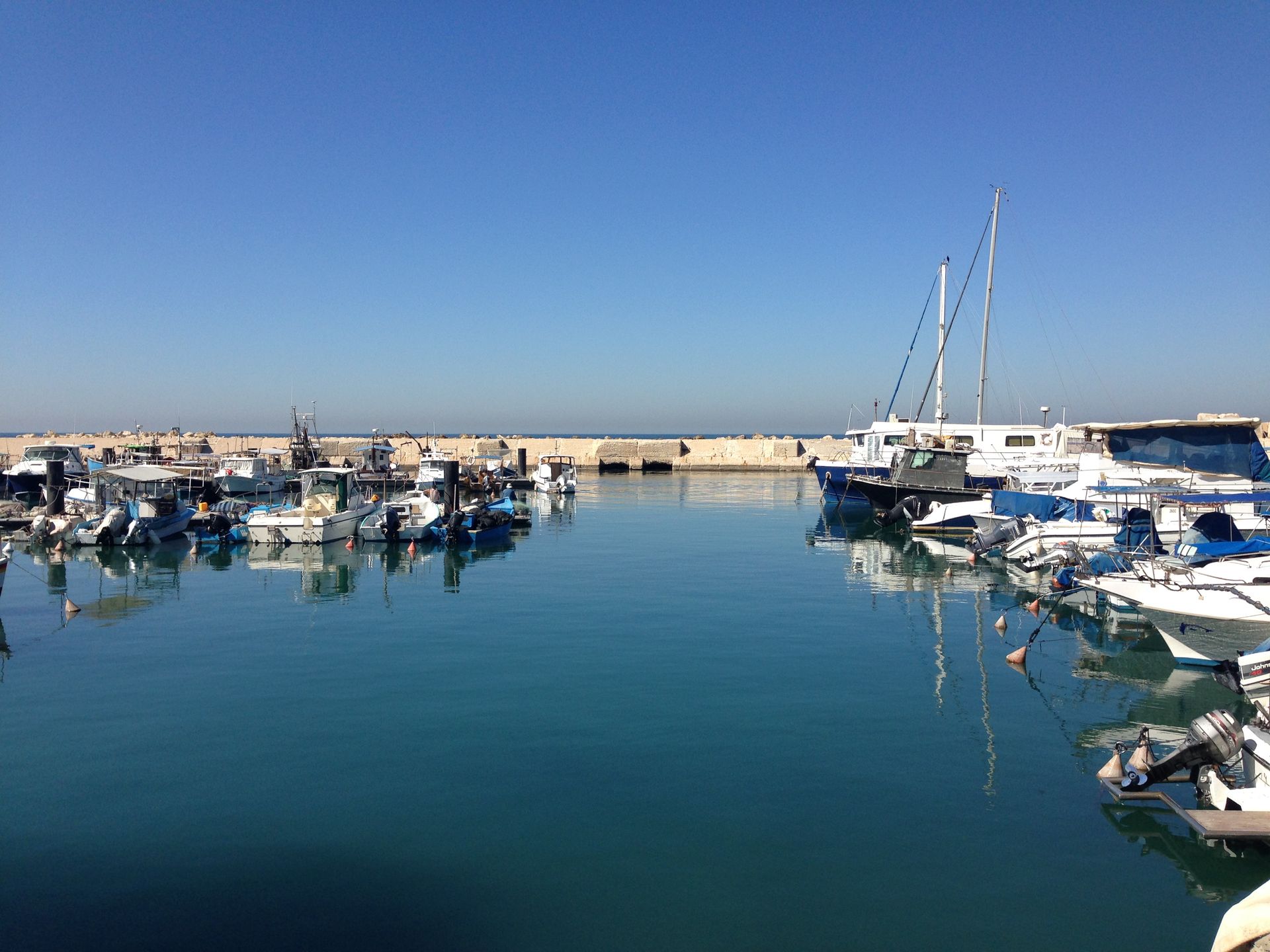 נמל יפו - שער הכניסה לארץ ישראל החל מתקופת האימפריה המצרית מלפני כ 4000 שנים ועד למאה ה - 19