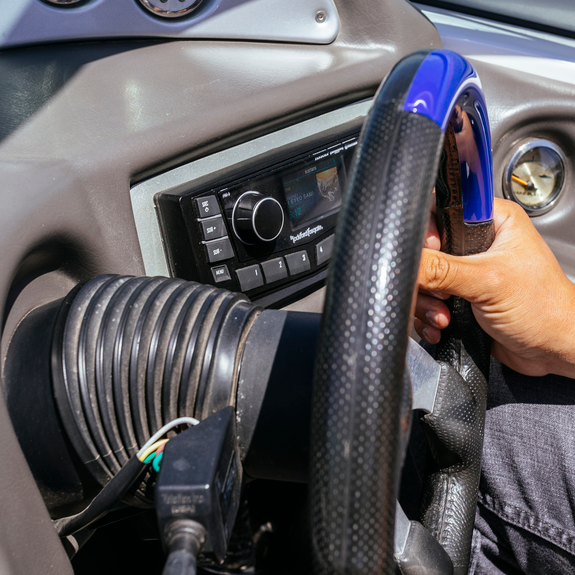 Punch Marine AM/FM/WB Multi-Zone Digital Media Receiver 2.7