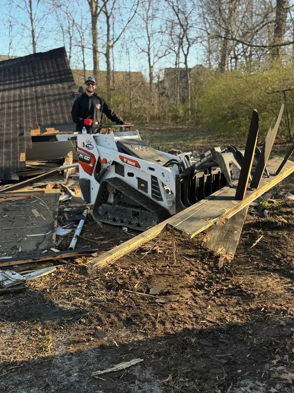 construction debris removal clearing
yard