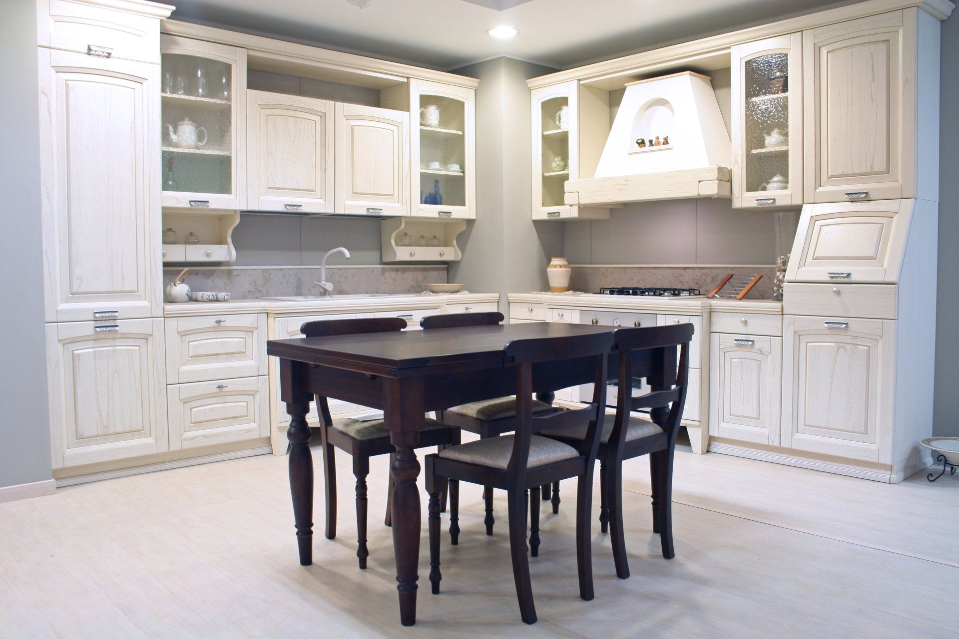 cucina ducale in legno bianca