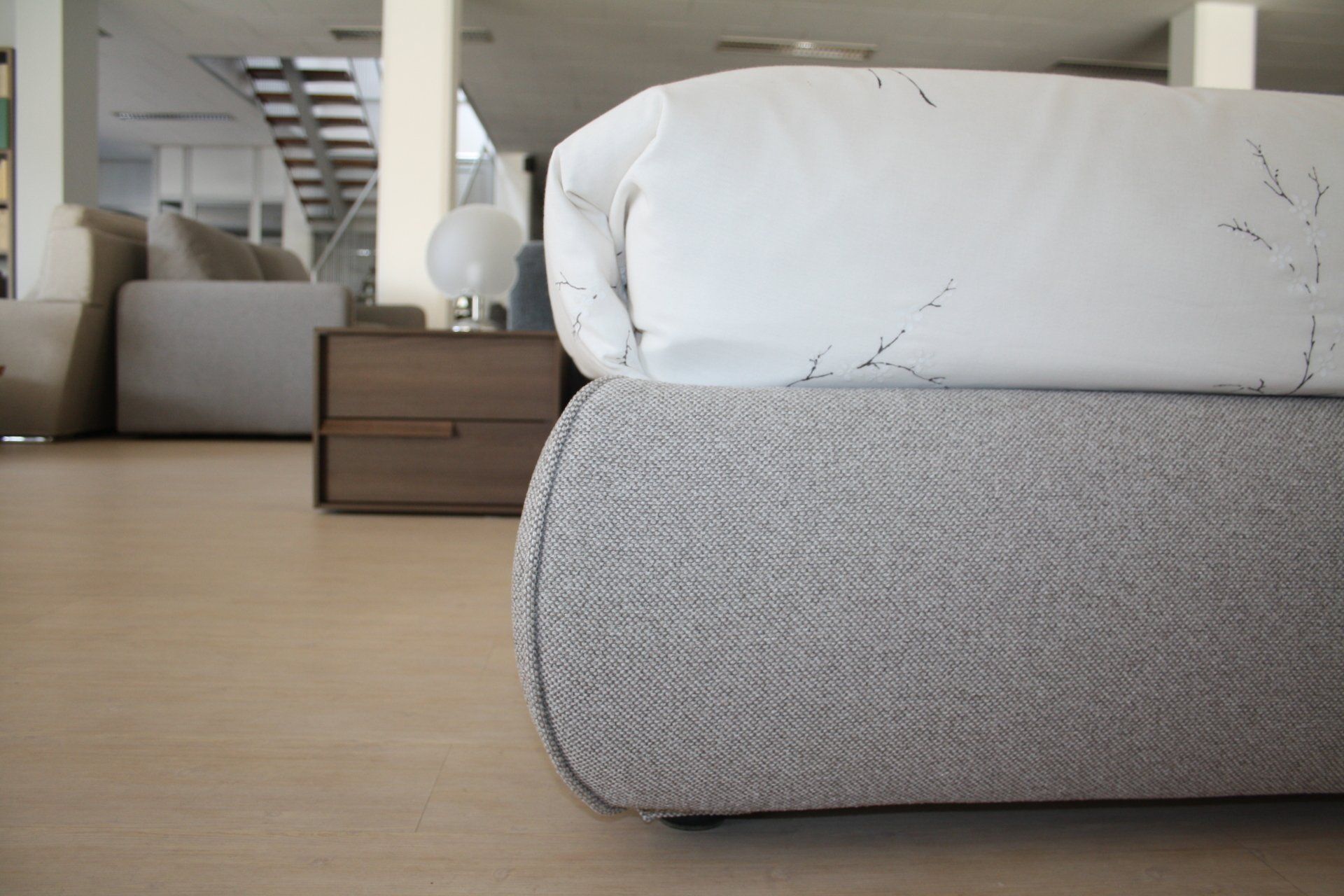 particolare letto imbottito