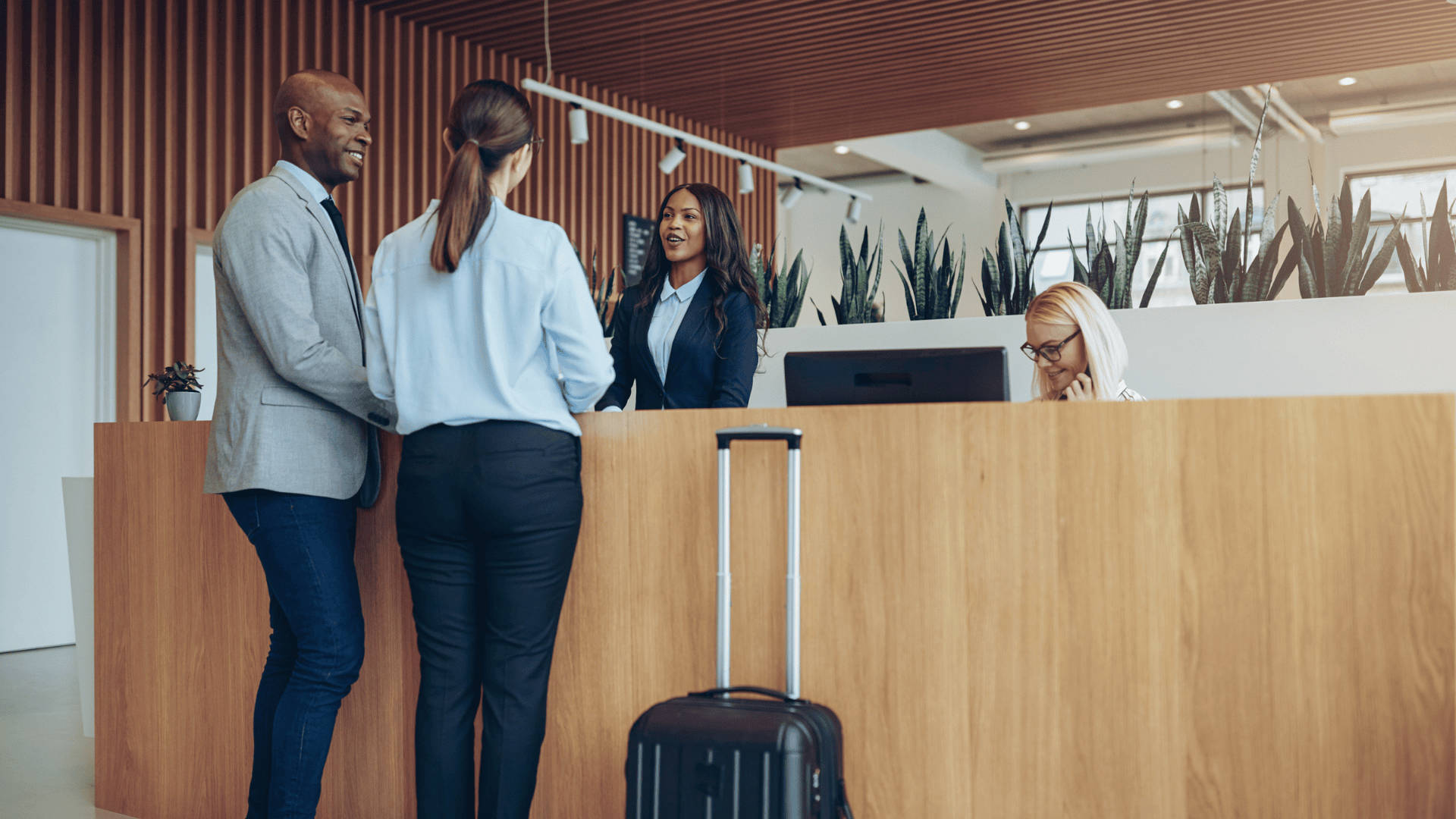 Recepção de hotel: descubra como manter um bom funcionamento e fidelizar hóspedes
