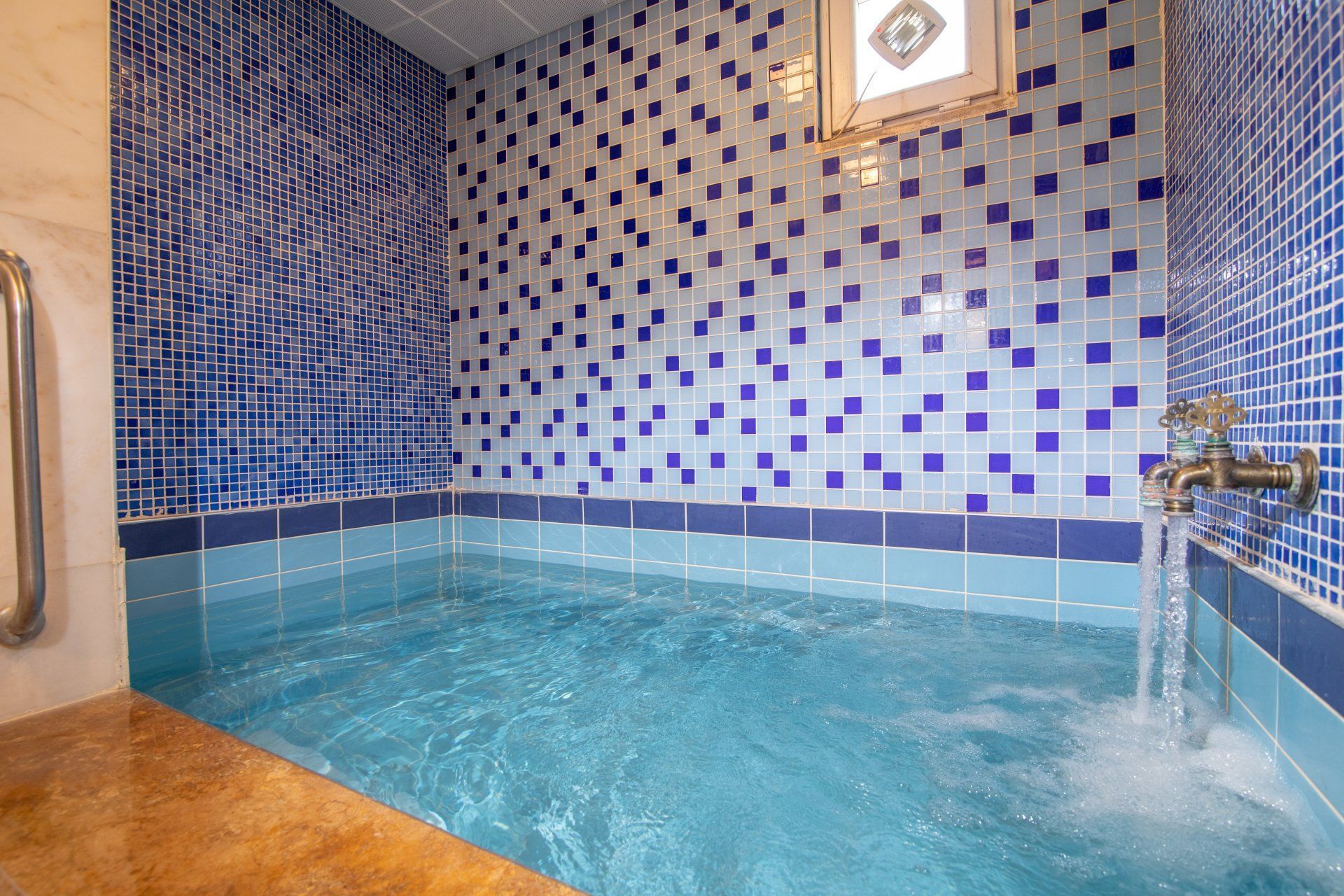 aforia thermal, termal, havuz, termal otel