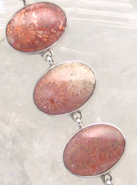 SB BR-018 FC  (Fossilized Coral)