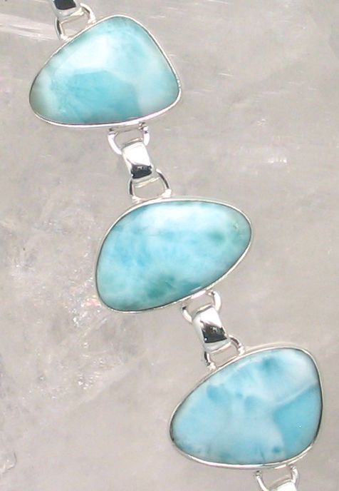 SB BR-142 LAR  (Larimar)  (Reduced from $679.95)