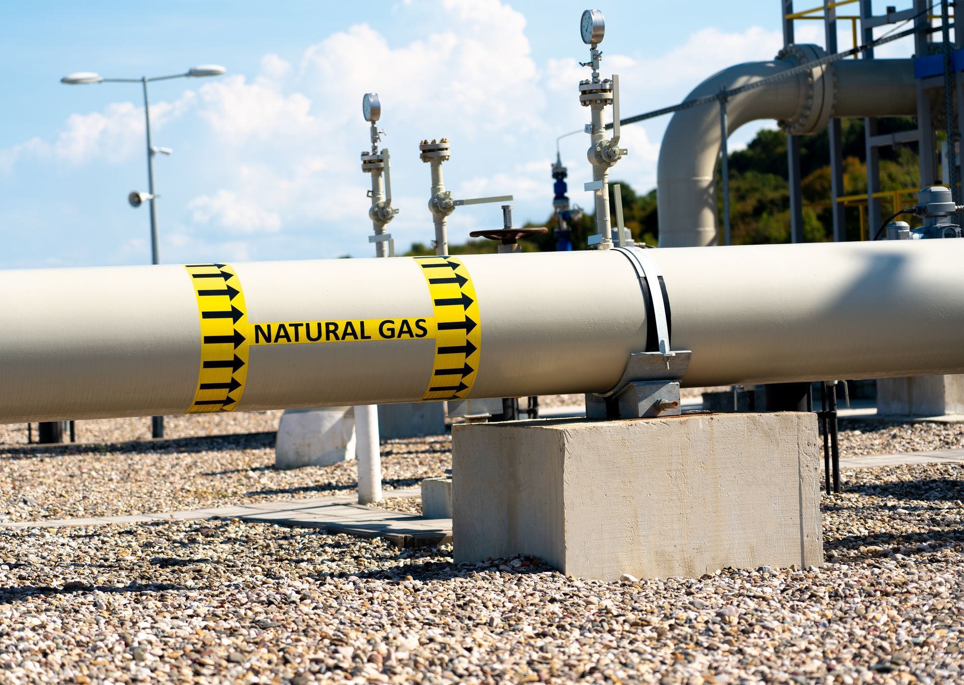 A pipe with the word natural gas on it