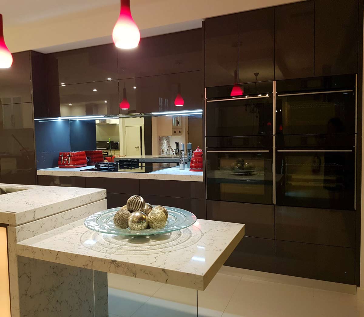 white granite counter top