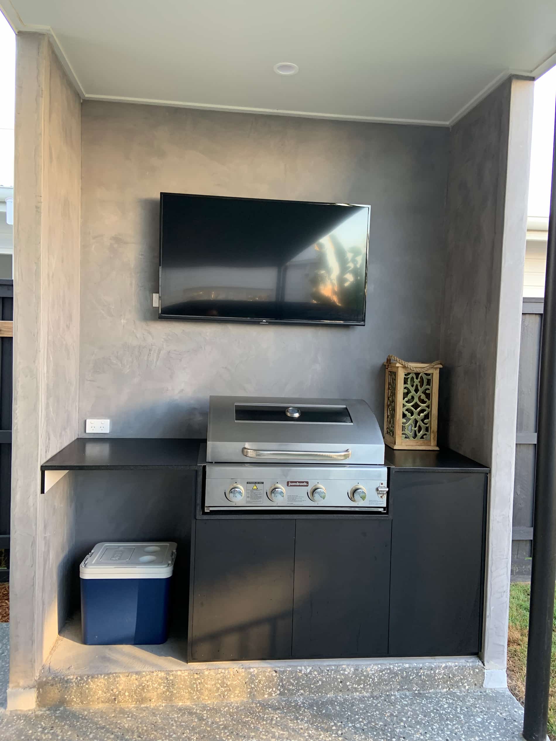 Exterior Rendered Wall — Gallery in Byron Bay, NSW