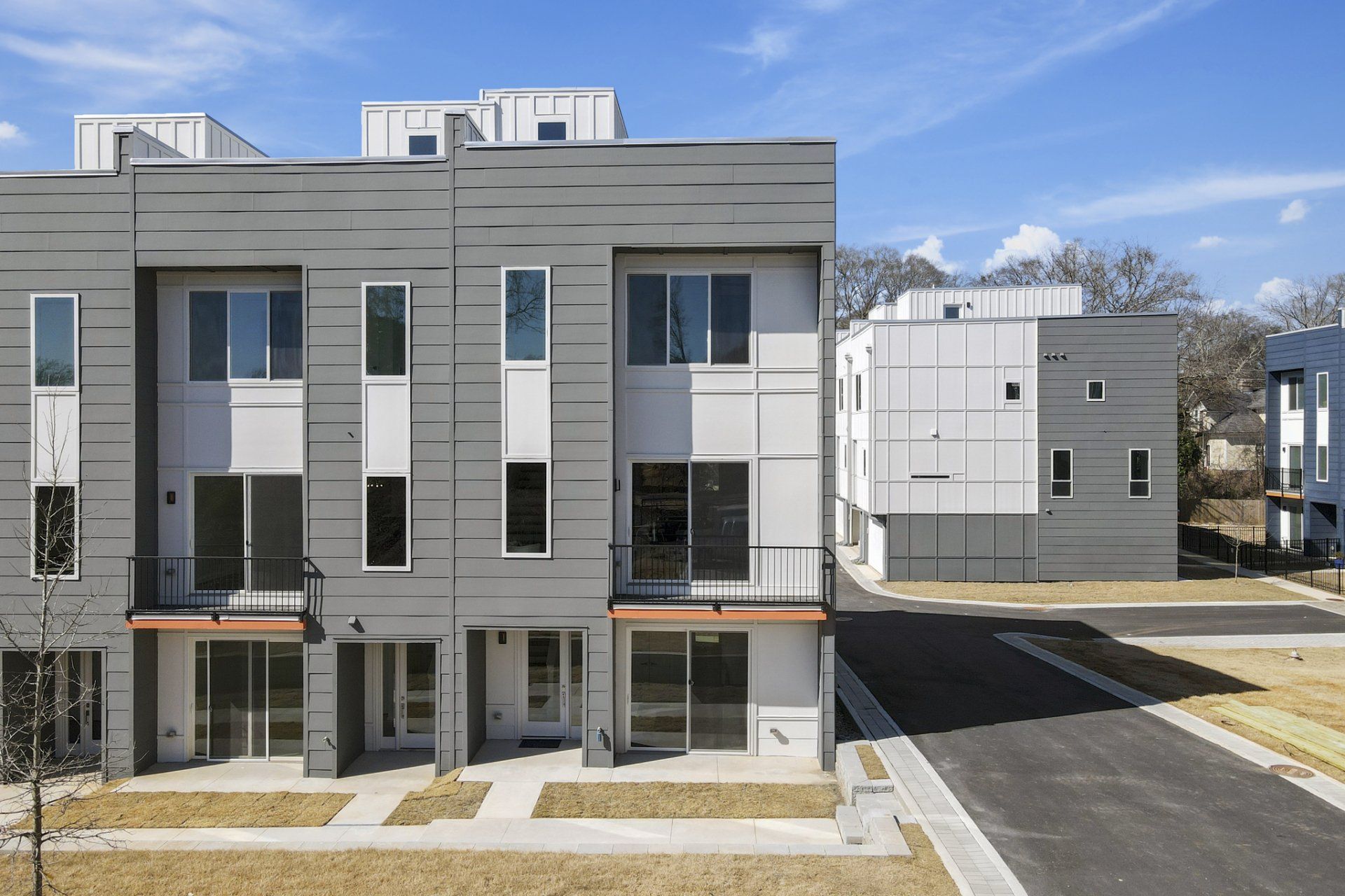 Photograph-Moderns-Exterior