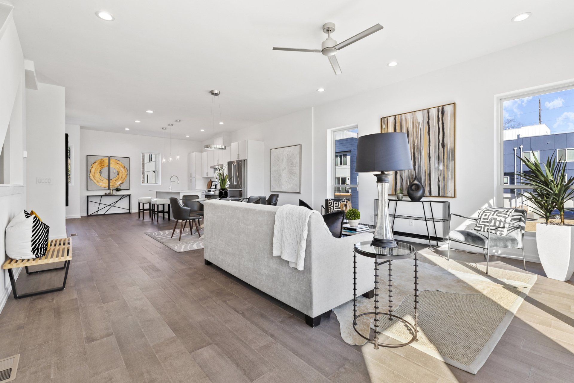 Photograph-Moderns-Livingroom