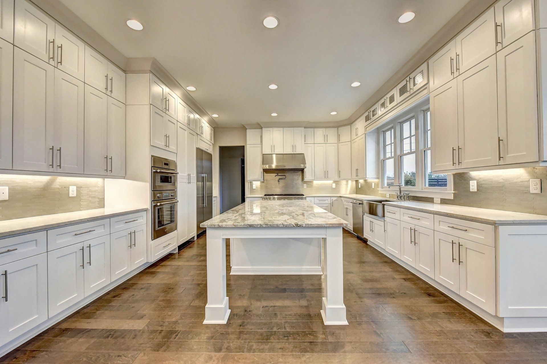 Photograph-Ebenezer pond-kitchen