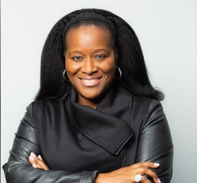 allison manswell pic in pink