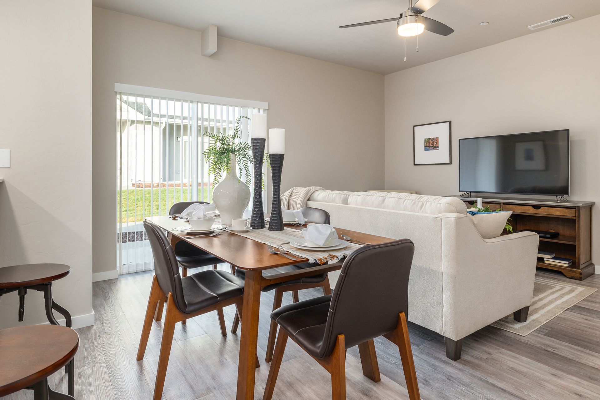 wilson creek townhomes dining room 3