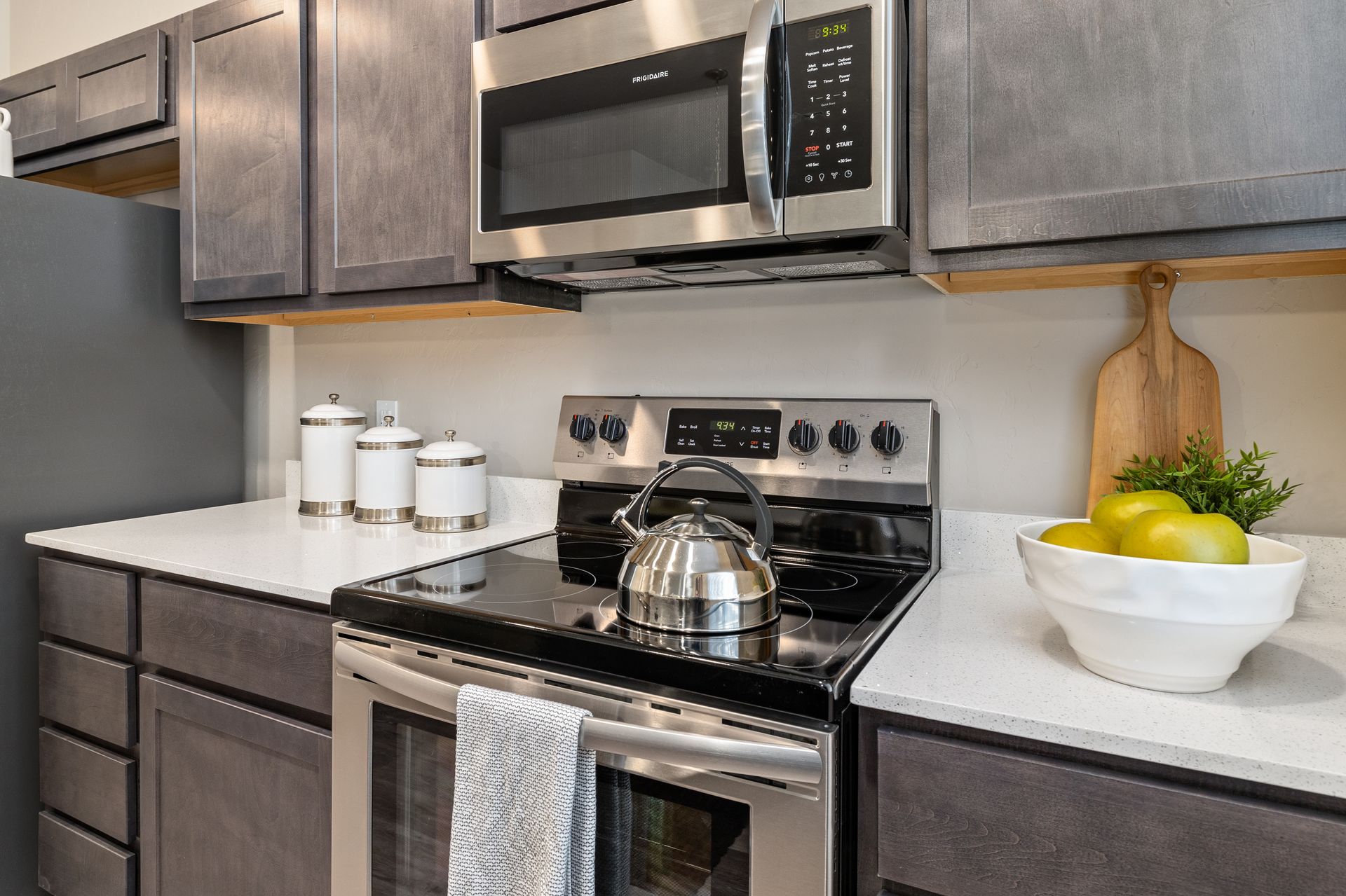 wilson creek townhomes kitchen stove