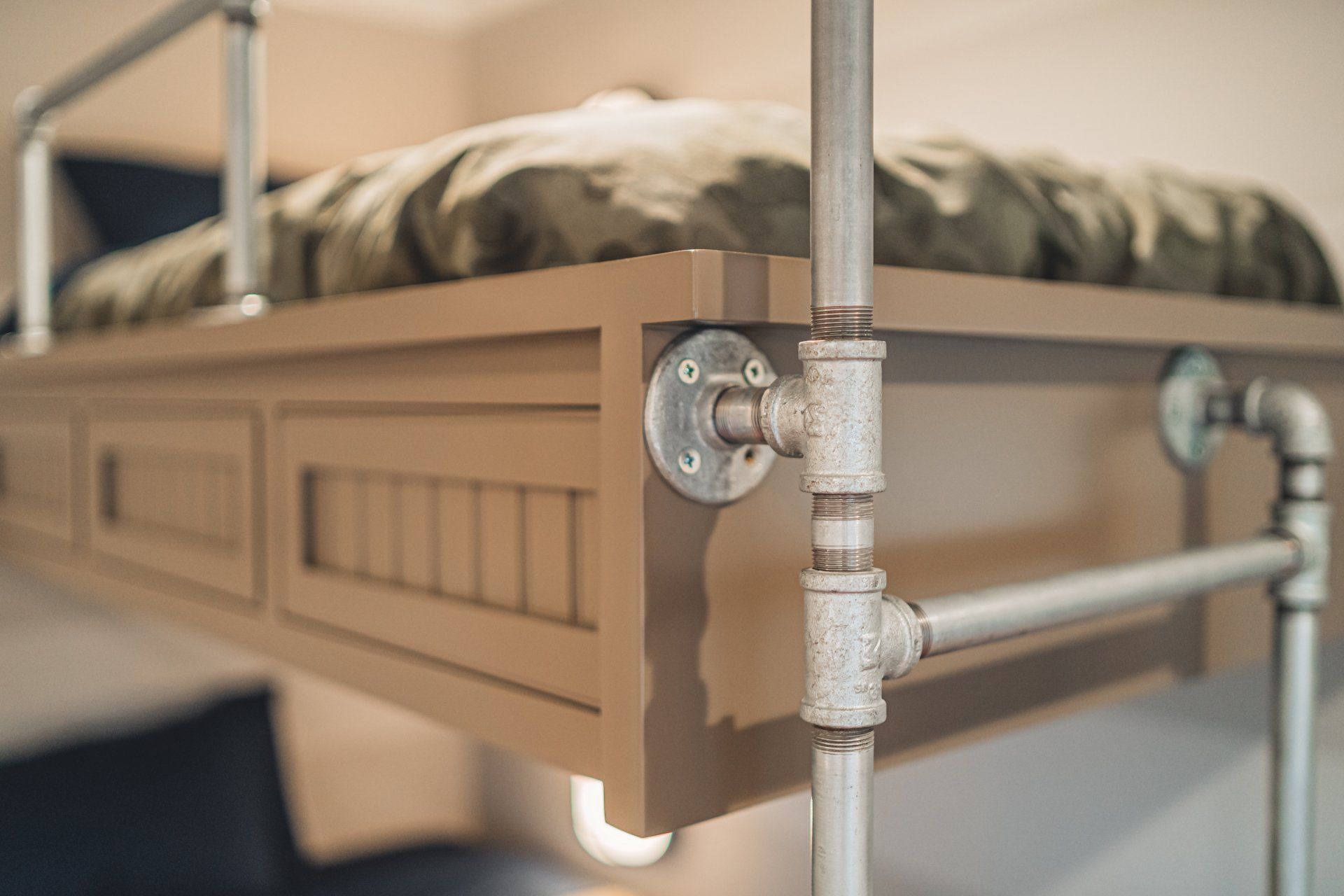 Image of custom bunk bed designed by Ivy Glore