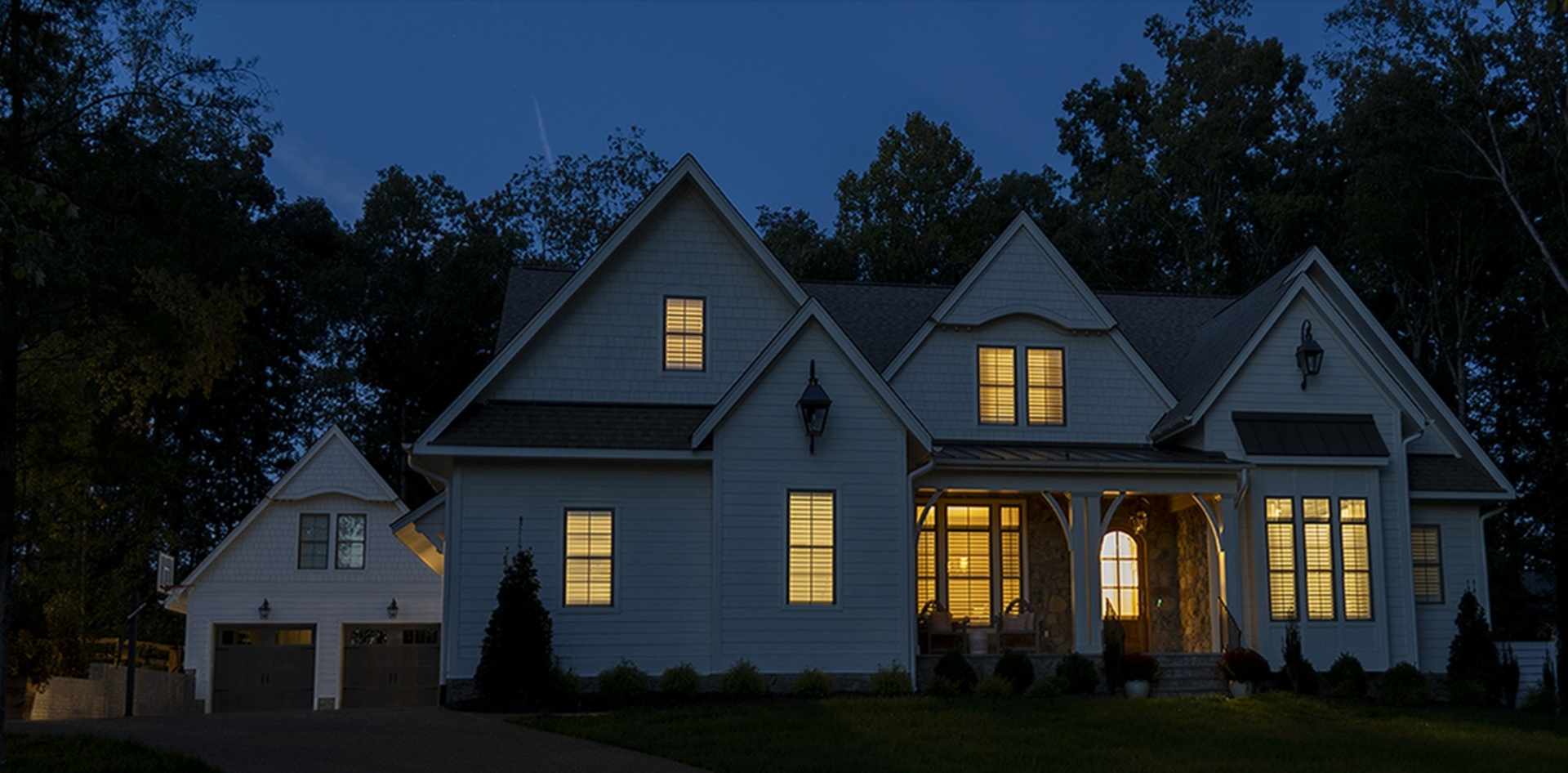 Professional landscape lighting in Nashville, TN