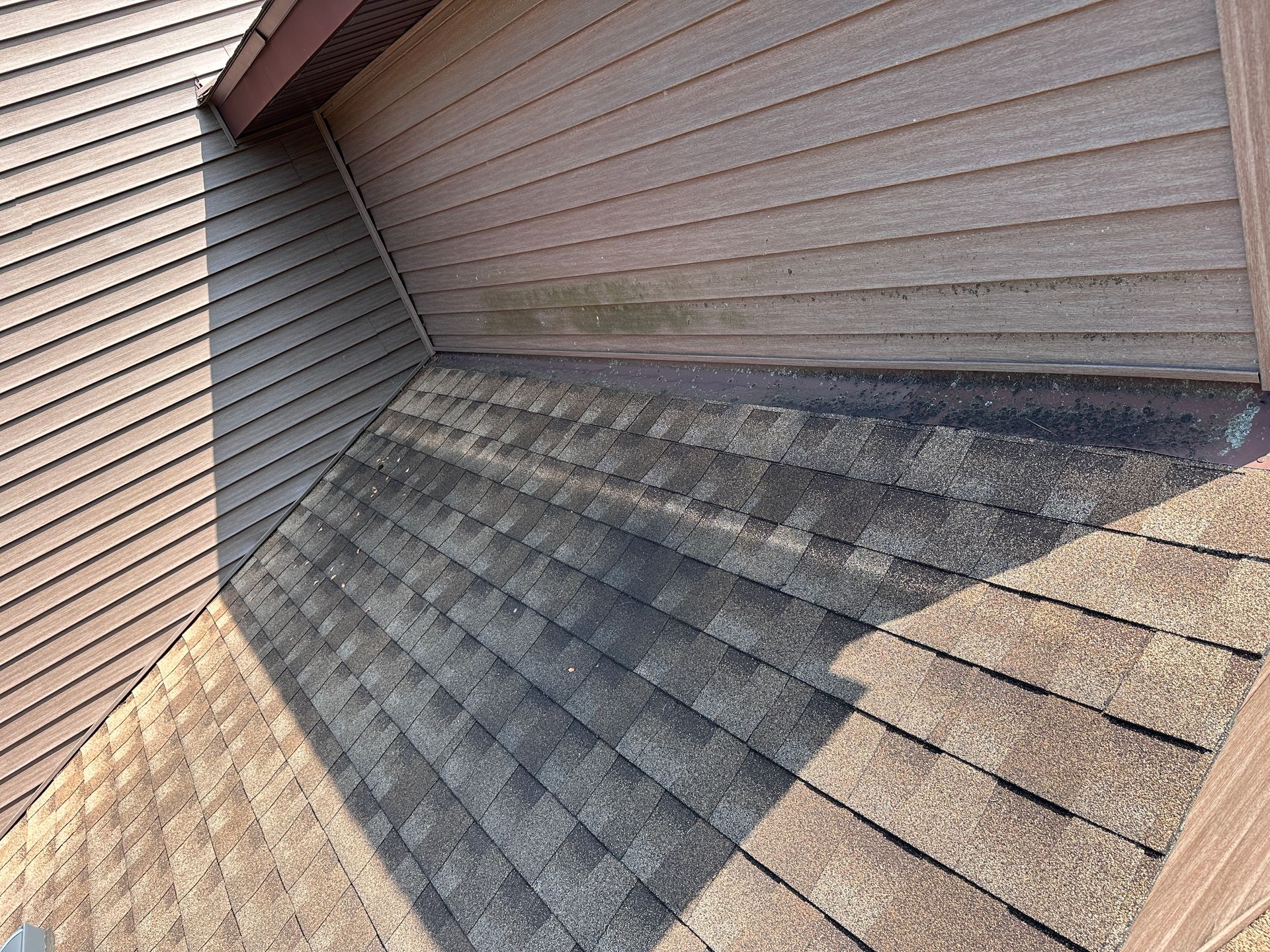 Roof wash in Franklin, TN